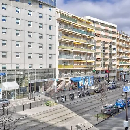 Апартаменты L29 Lenval At 1min Walk To Sea Front Ac Balcony