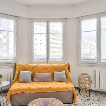 L29 Lenval At 1min Walk To Sea Front Ac Balcony Апартаменты *